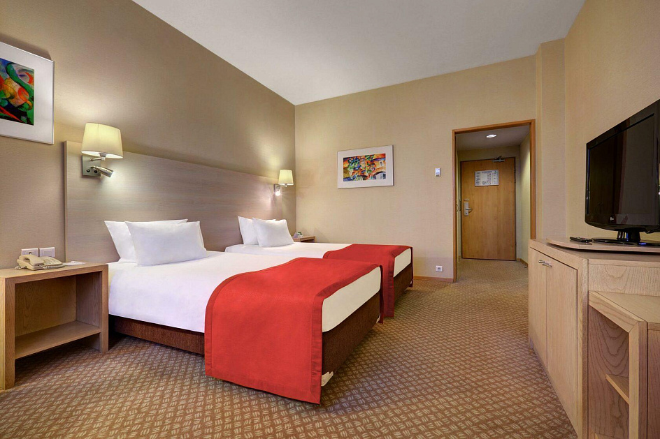 Сафмар Лесная