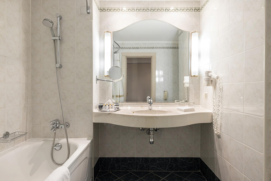 Сафмар Грандъ